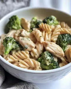 Cheesy Chicken and Broccoli Whole Wheat Pasta