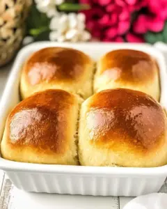 Cornmeal Yeast Rolls